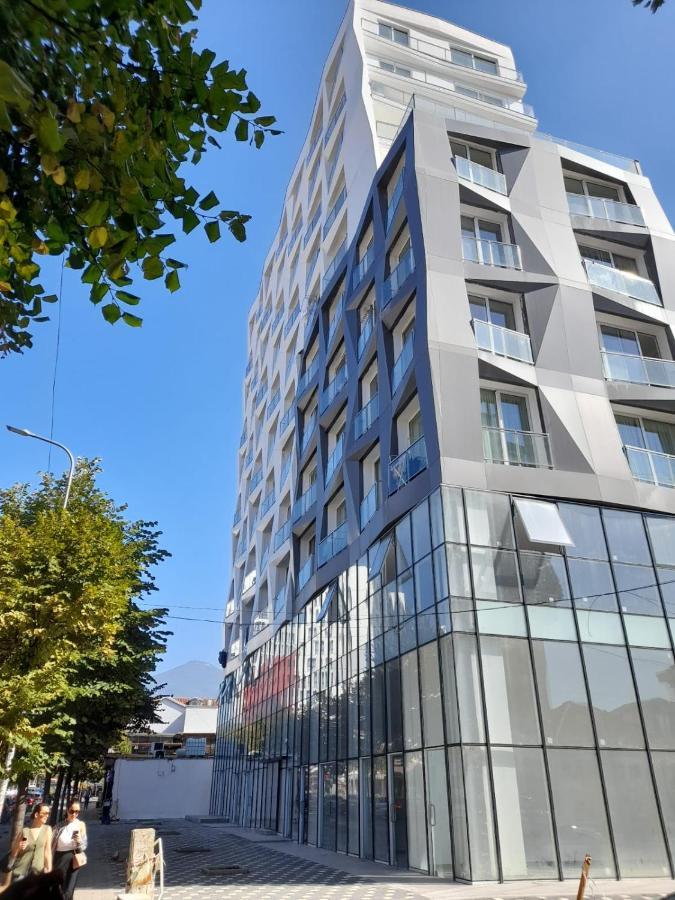 Urban Serenity City Skyline View Apartment 1 Tirana Exterior photo