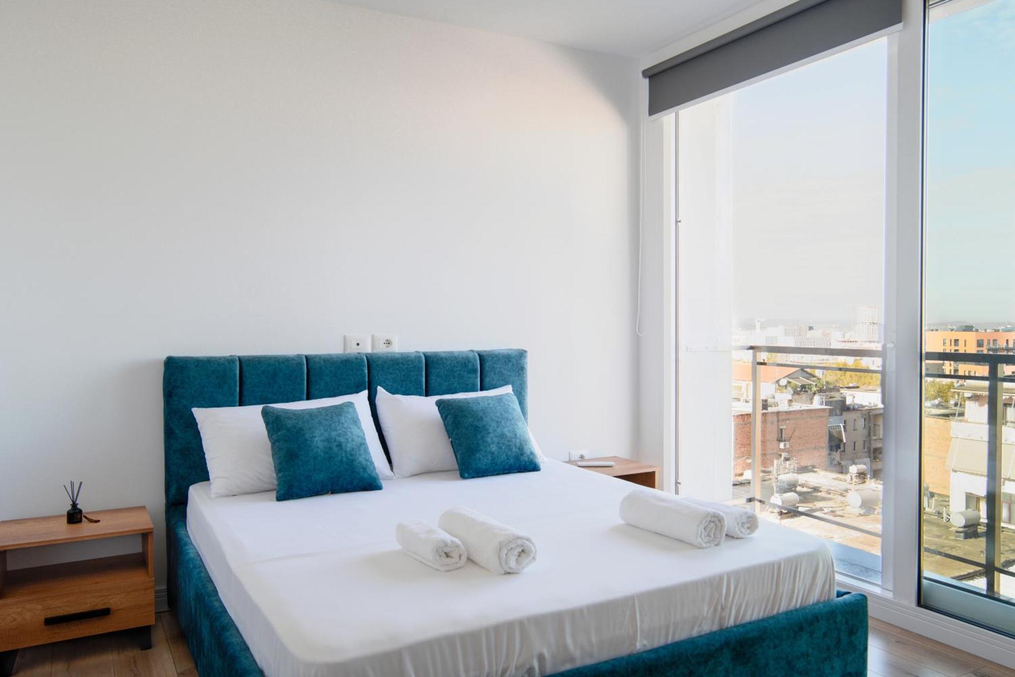 Urban Serenity City Skyline View Apartment 1 Tirana Exterior photo