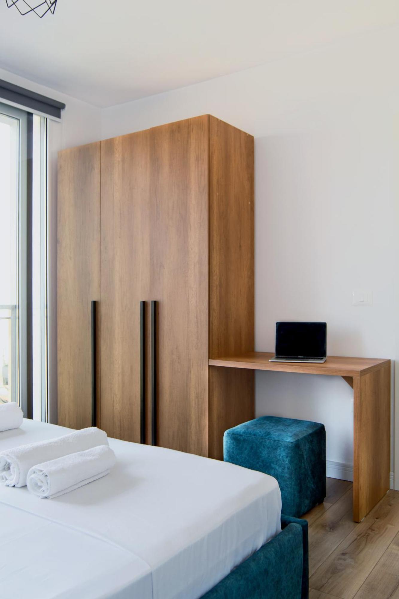 Urban Serenity City Skyline View Apartment 1 Tirana Exterior photo