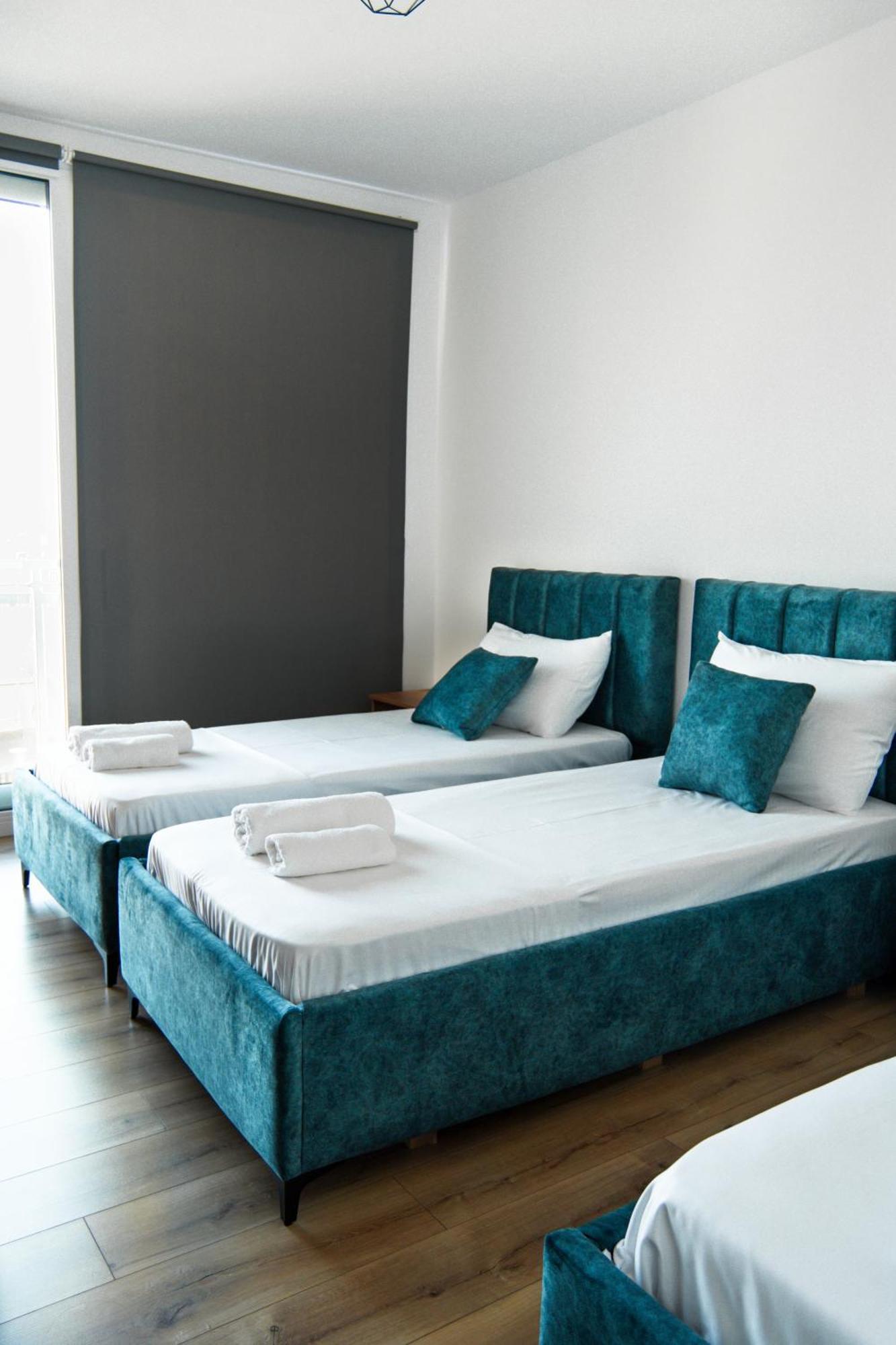 Urban Serenity City Skyline View Apartment 1 Tirana Exterior photo